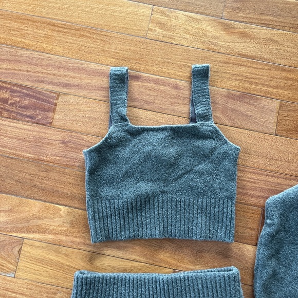 H&M 3 pc Skirt Top Sweater Set XS S - Picture 3 of 8